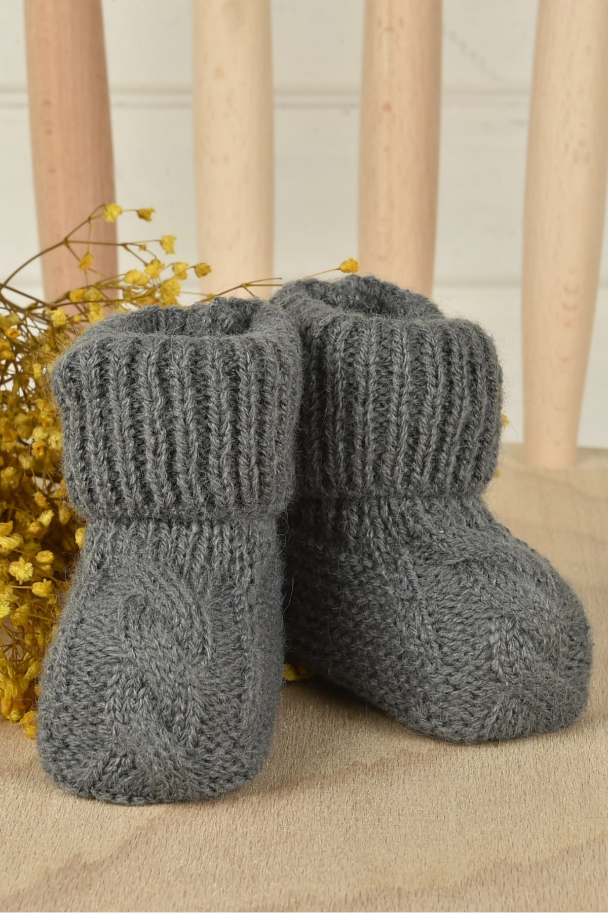Baby Booties-Gray/Gri  3-9 Month   %Soft Acrlyc